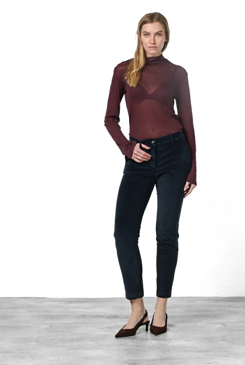 New York Slim pantalon chino femme en velours côtelé à grosses côtes, coupe slim ①