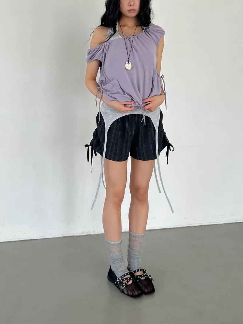 (2Pack) ASKHAKI Off-Shoulder Wide Neck Drawstring Ruffle Pocket Cropped Top