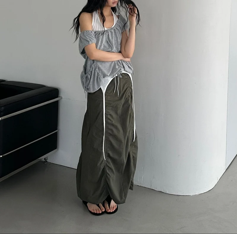 ASKHAKI Gathered Side Balloon Hem Long Skirt