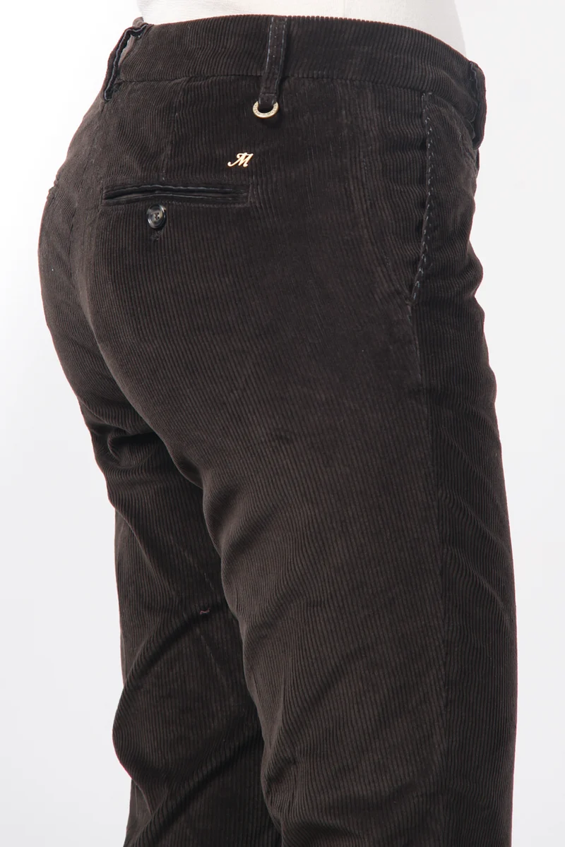 New York Slim pantalon chino femme en velours côtelé à grosses côtes, coupe slim ①