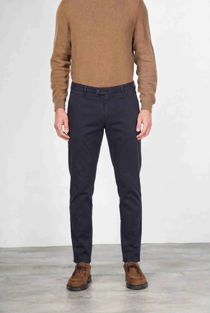 Torino Flex pantalon chino homme en satin, slim fit ①