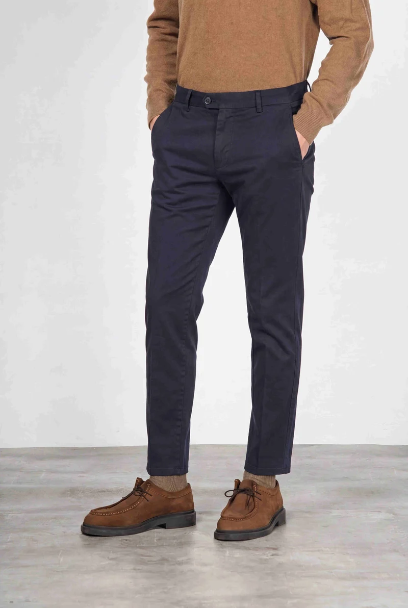 Torino Flex pantalon chino homme en satin, slim fit ①