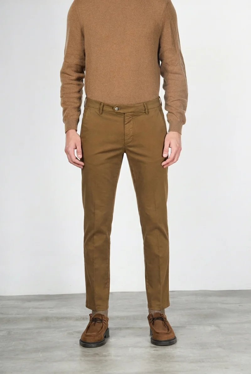 Torino Flex pantalon chino homme en satin, slim fit ①