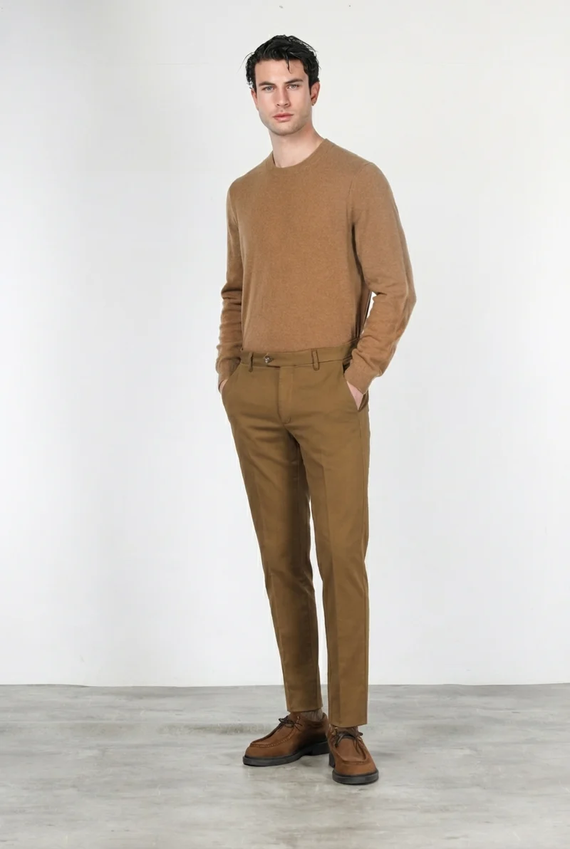 Torino Flex pantalon chino homme en satin, slim fit ①