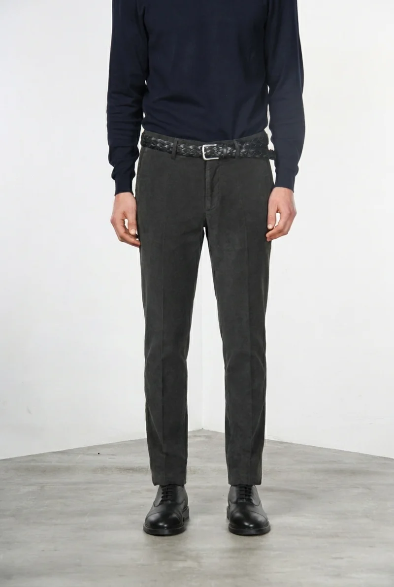 Torino pantalon chino homme en velours côtelé 1000 raies, slim fit ①