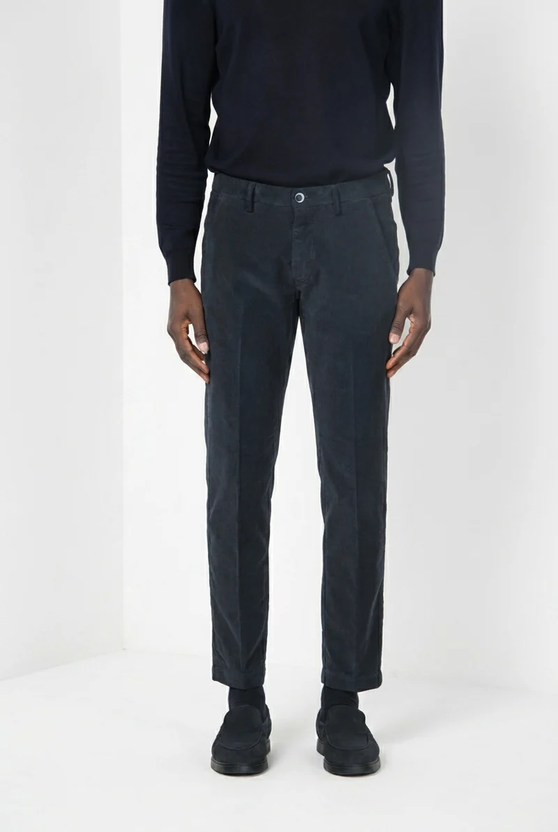 Torino pantalon chino homme en velours côtelé 1000 raies, slim fit ①