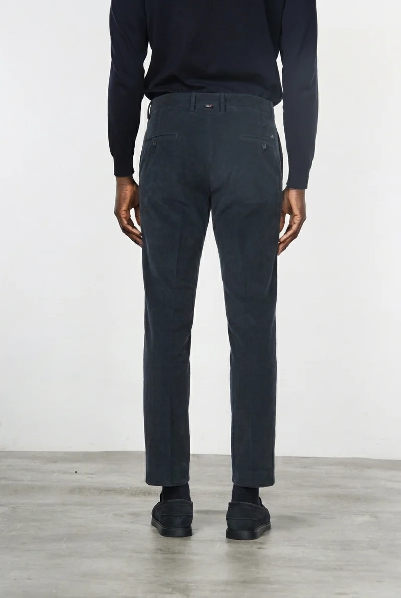 Torino pantalon chino homme en velours côtelé 1000 raies, slim fit ①