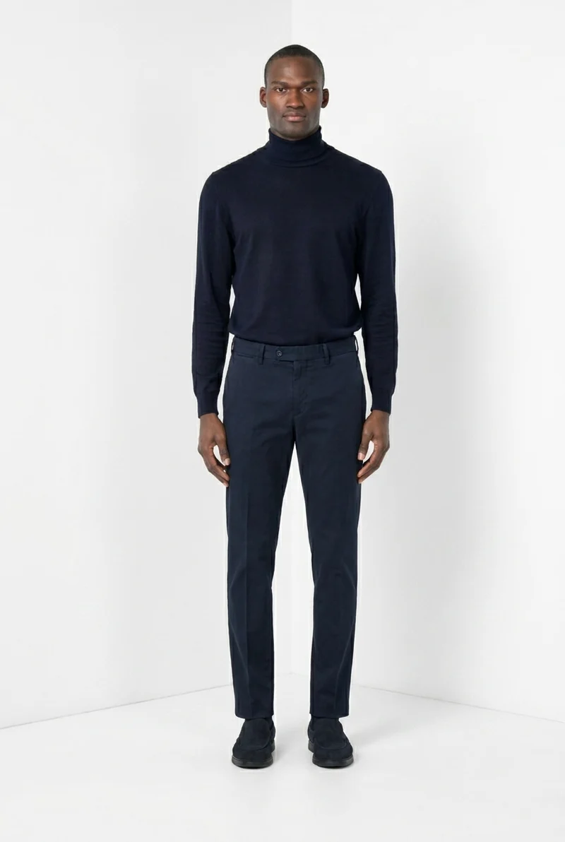 Torino pantalon chino homme en velours côtelé 1000 raies, slim fit ①