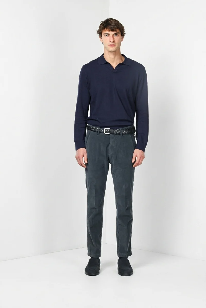 Torino pantalon chino homme en velours côtelé 1000 raies, slim fit ①