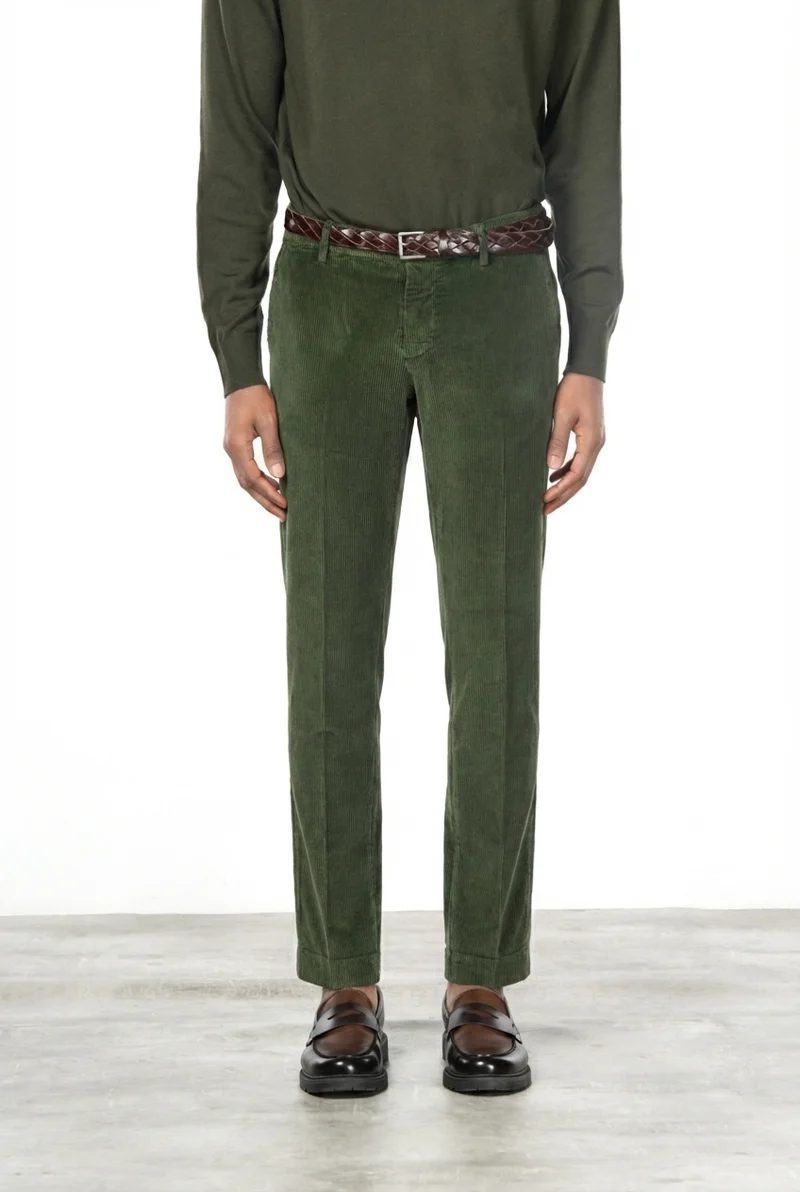 Milano pantalon chino homme en velours côtelé 500 raies, extra slim fit ①
