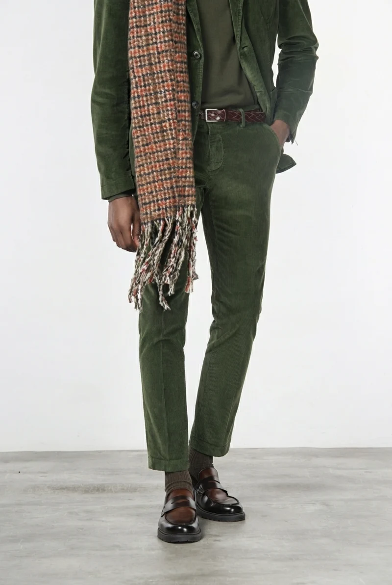 Milano pantalon chino homme en velours côtelé 500 raies, extra slim fit ①
