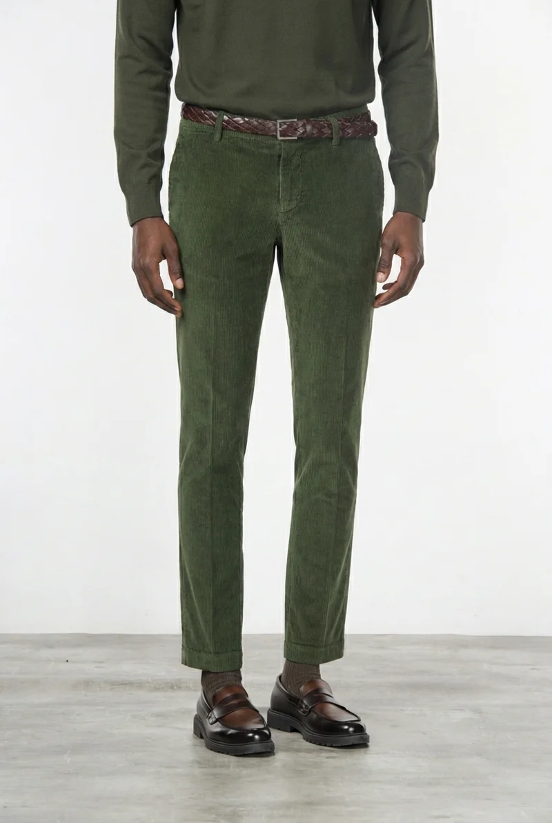 Milano pantalon chino homme en velours côtelé 500 raies, extra slim fit ①