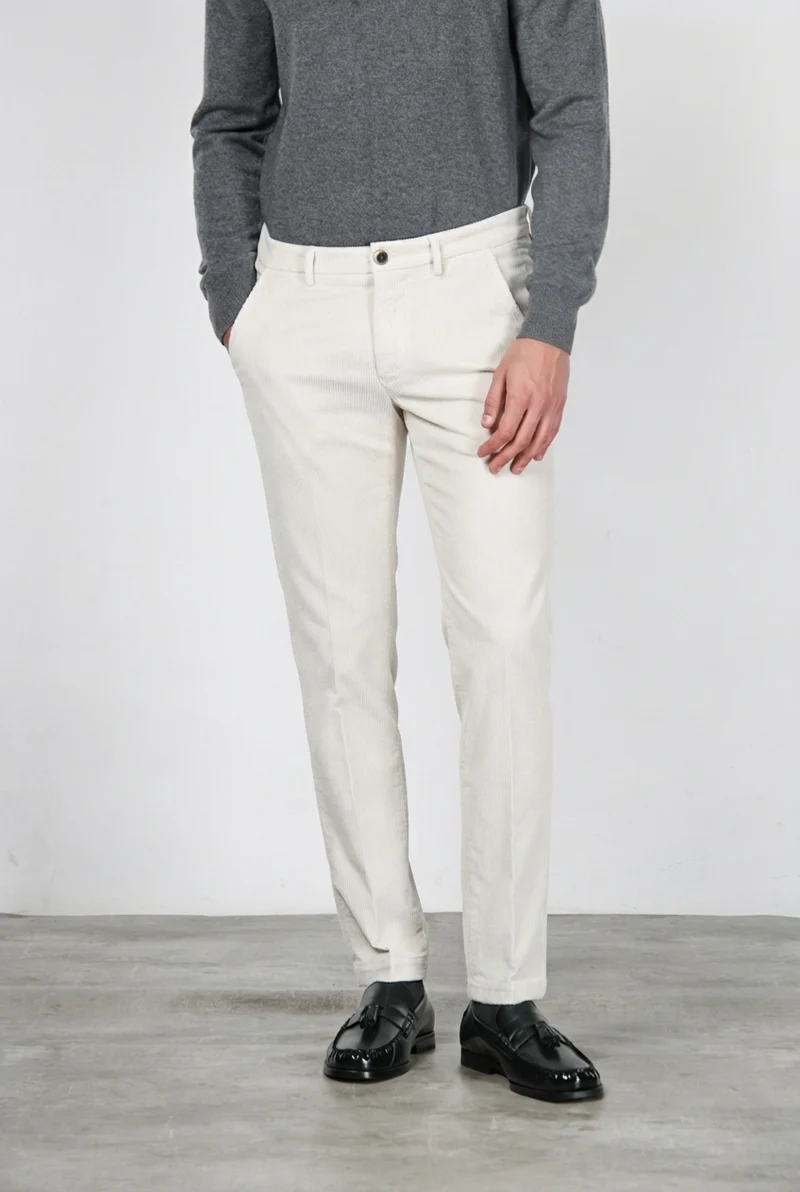 Milano pantalon chino homme en velours côtelé 500 raies, extra slim fit ①
