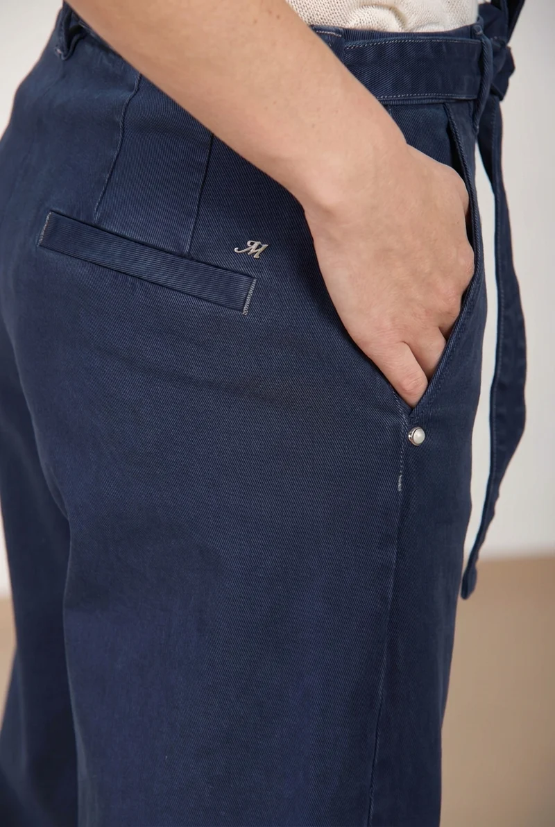 Vivienne City pantalon chino femme en bull stretch balloon fit