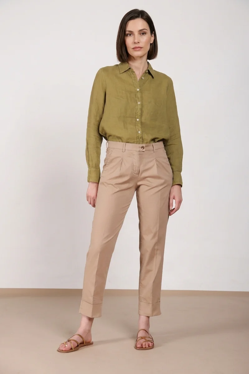 New York Carrot Sartoriale 1 Pince pantalon chino femme en satin de coton et soie carrot fit
