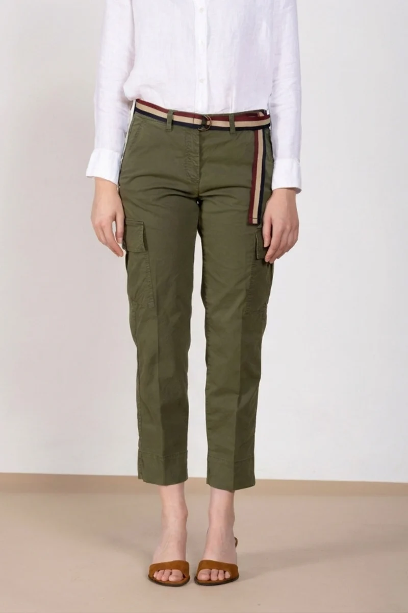 Marlene Cargo pantalon cargo femme en twill léger stretch carrot fit