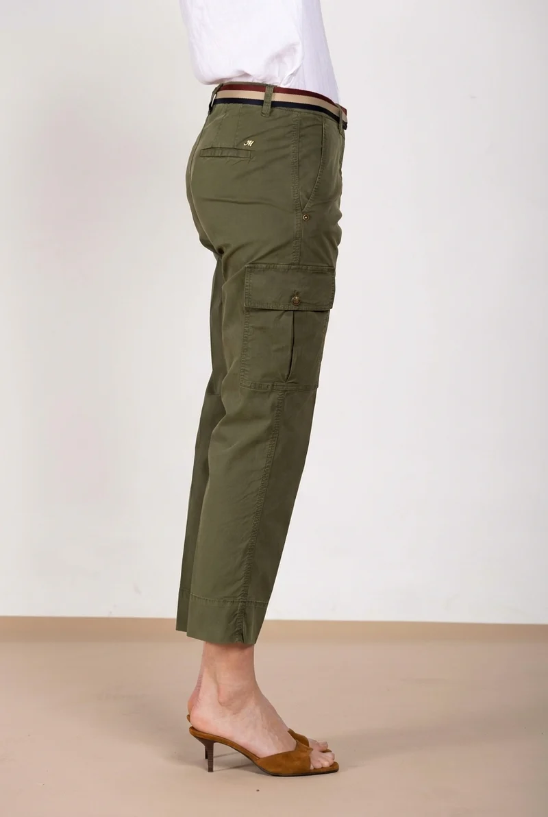 Marlene Cargo pantalon cargo femme en twill léger stretch carrot fit