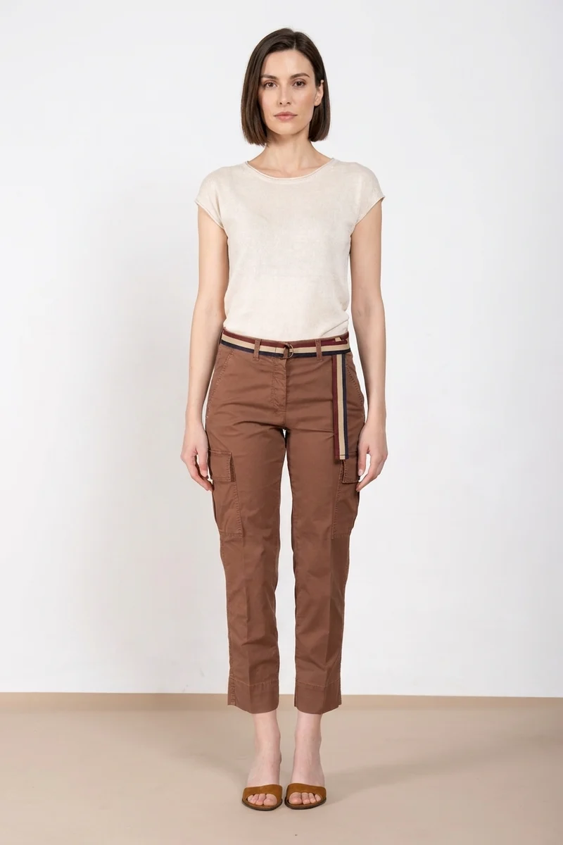 Marlene Cargo pantalon femme en twill léger stretch carrot fit