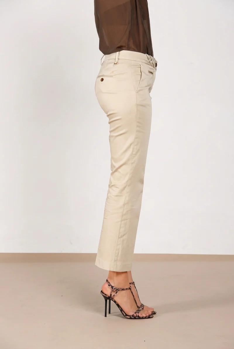 New York Trumpet pantalon chino femme en satin stretch slim fit