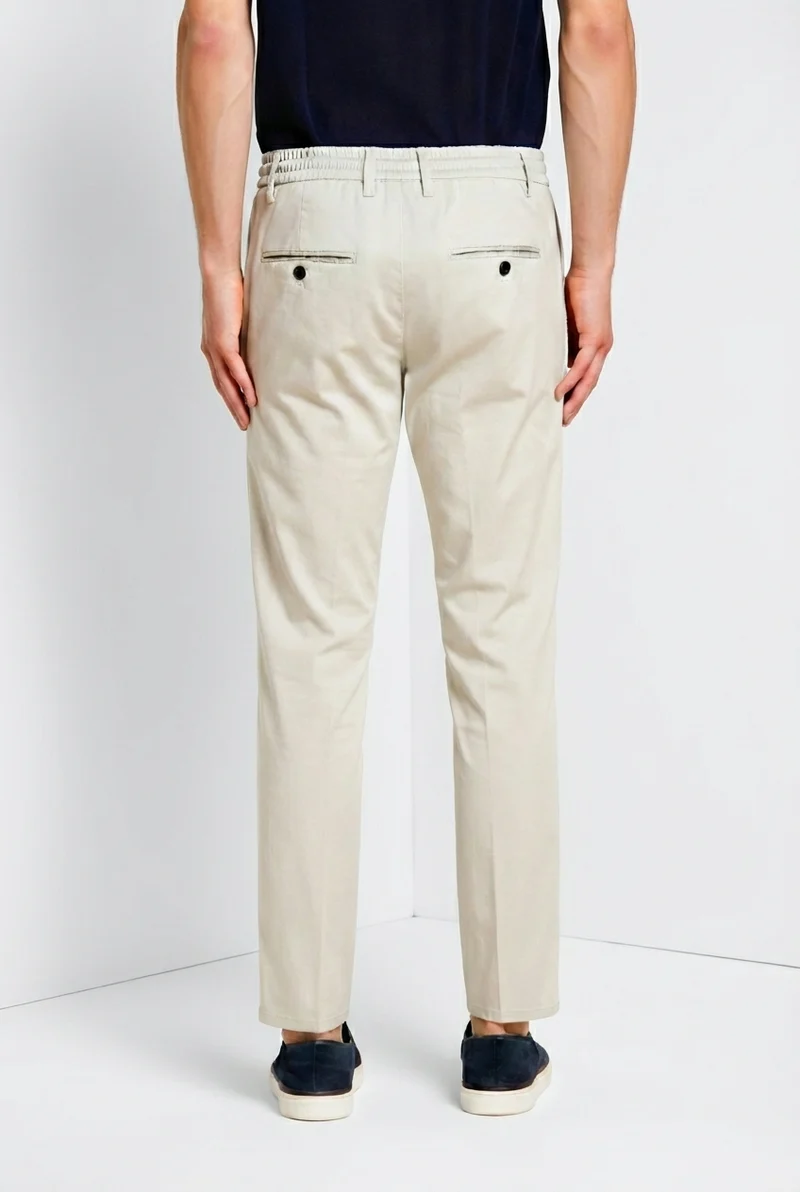 Milano Jogger Travel pantalon chino homme en satin technique travel stretch extra slim fit