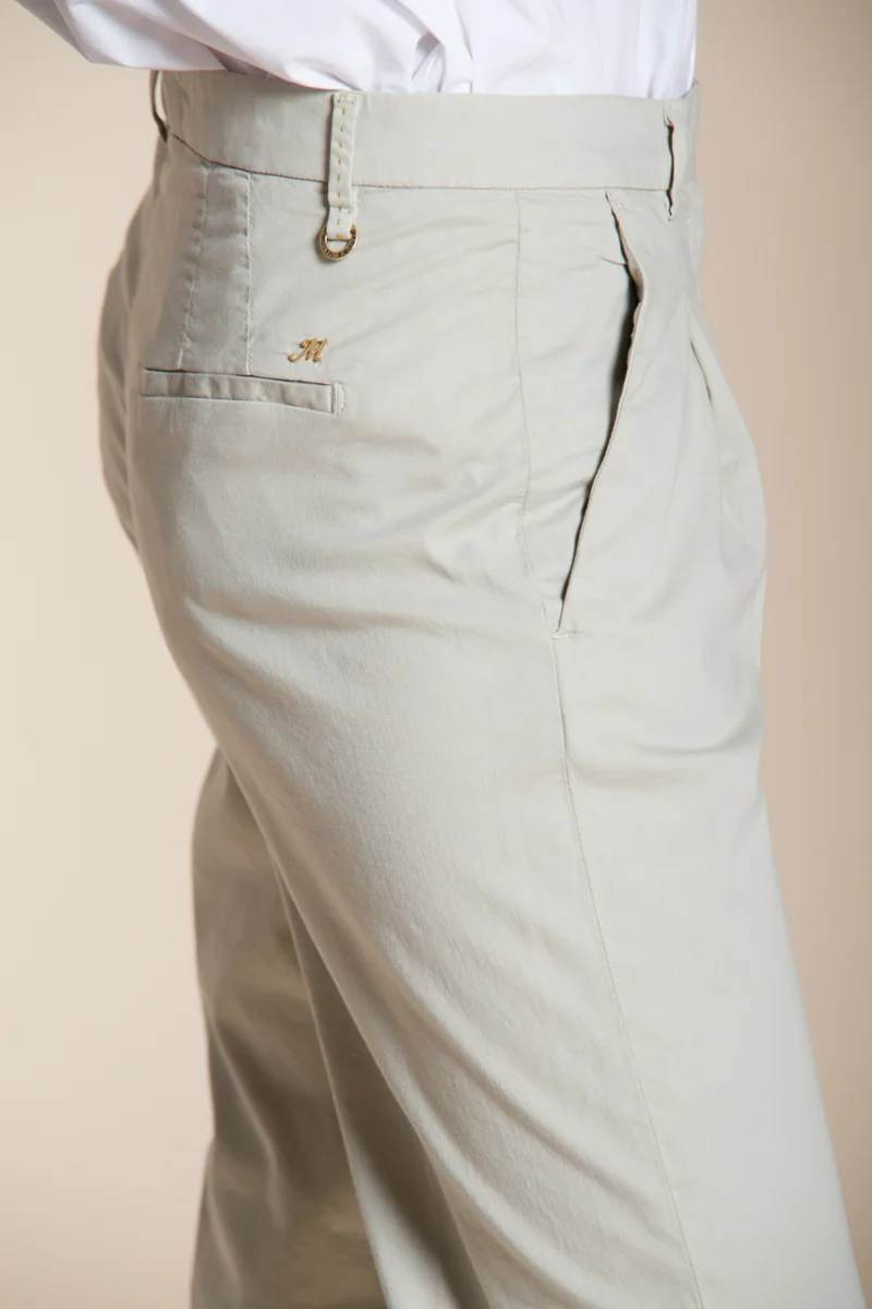 New York Carrot Sartoriale 1 Pince pantalon chino femme en satin de coton et soie carrot fit ①