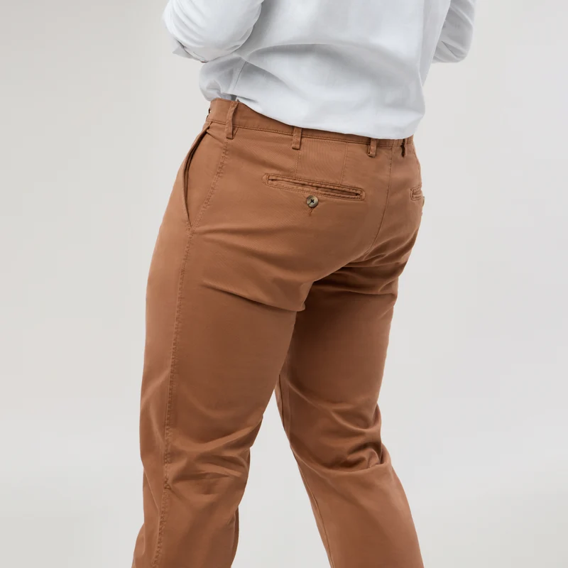 Pantalon "Pornichet E25" Chino Terracotta