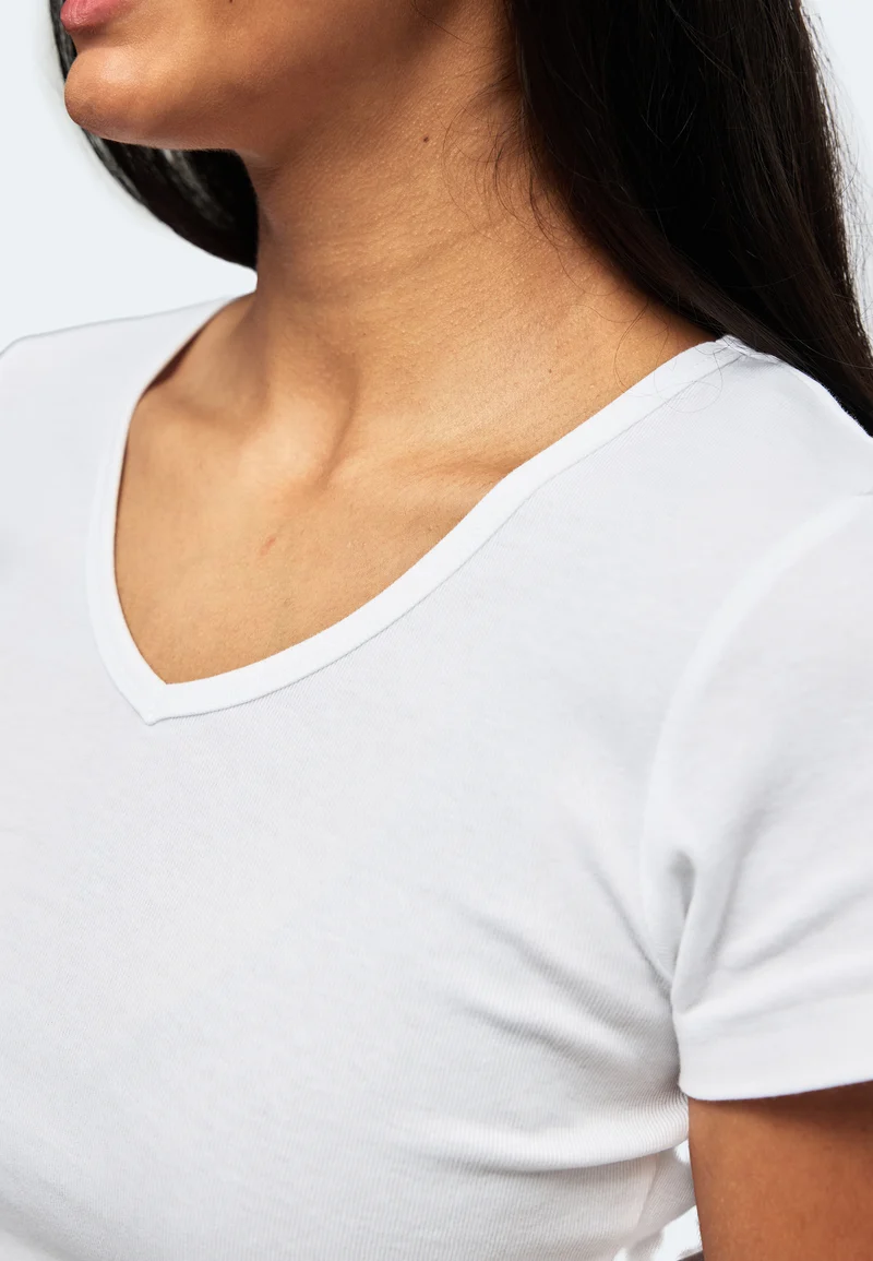 2855 Efia – Nachhaltiges Damen Rib T-Shirt mit V-Ausschnitt