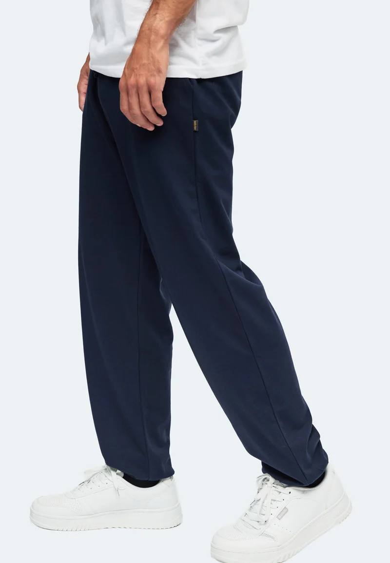 Leichte Unisex Trainerhose Bryan