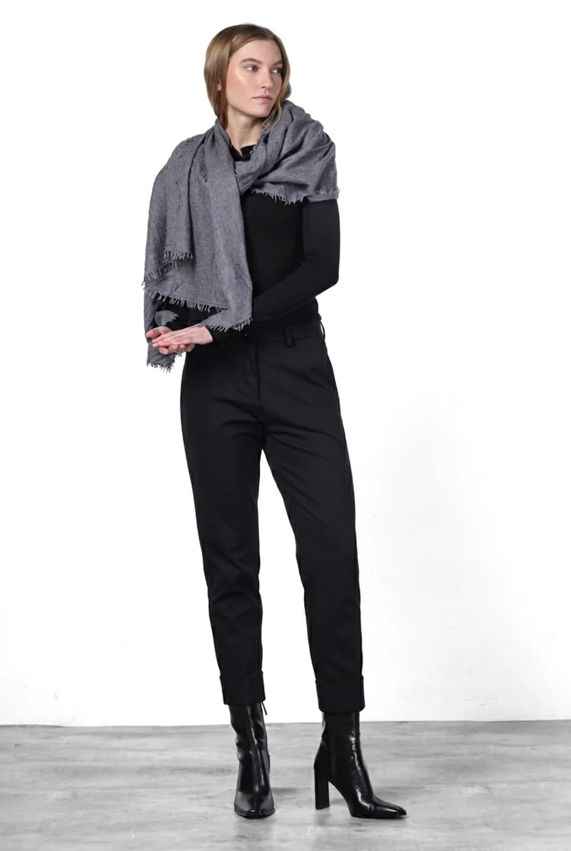 New York Carrot pantalon chino femme en jersey technique carrot fit ①