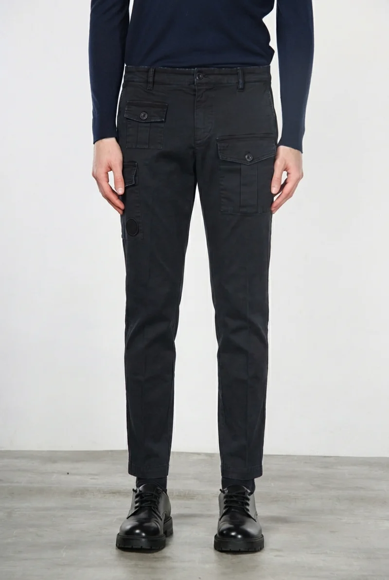 George Coolpocket pantalon cargo homme en gabardine carrot fit①