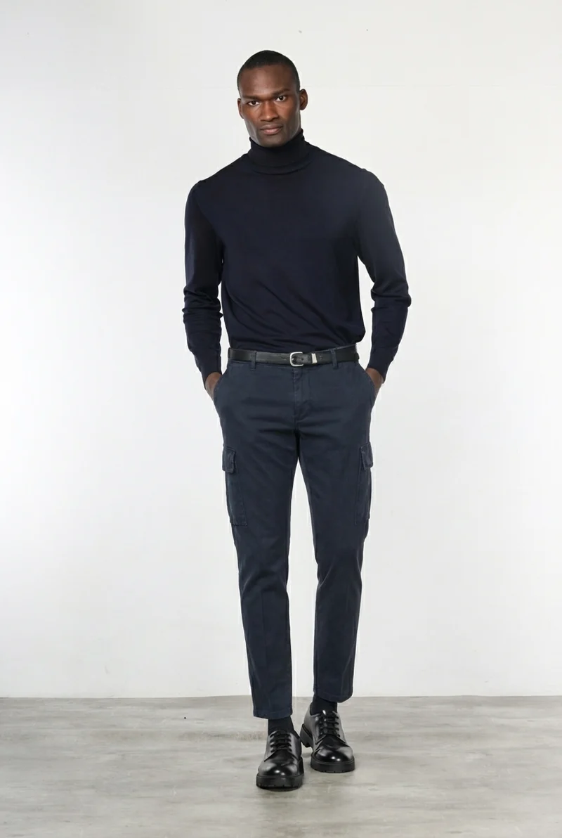 Chile 1 Pinces pantalon cargo homme en gabardine stretch extra slim fit ①