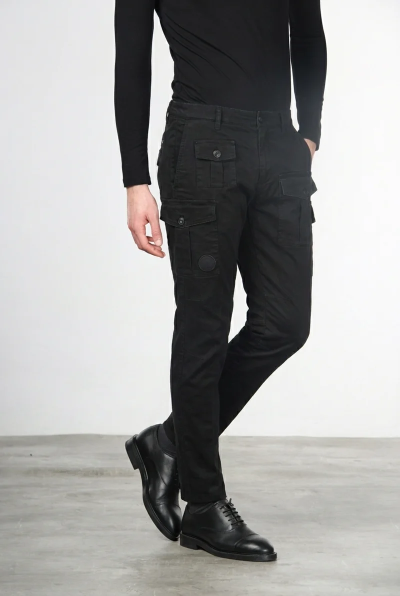 George Coolpocket pantalon cargo homme en gabardine, coupe carrot ①