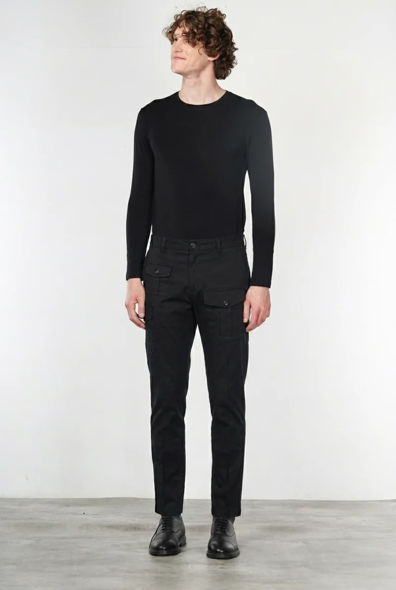 George Coolpocket pantalon cargo homme en gabardine, coupe carrot ①
