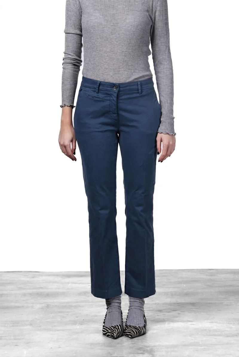New York Trumpet pantalon chino femme en gabardine, coupe slim ①