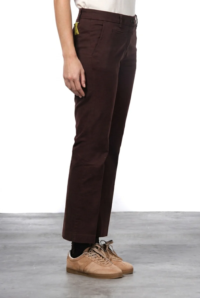 New York Trumpet pantalon chino femme en gabardine, coupe slim ①