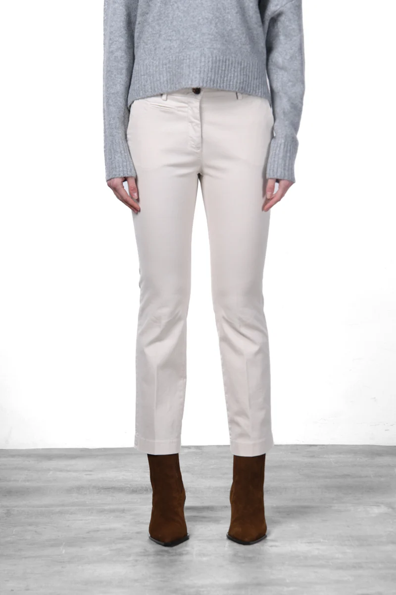 New York Trumpet pantalon chino femme en gabardine, coupe slim ①