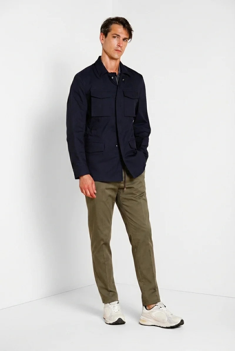 Milano Jogger Travel pantalon chino homme en satin technique travel stretch extra slim fit