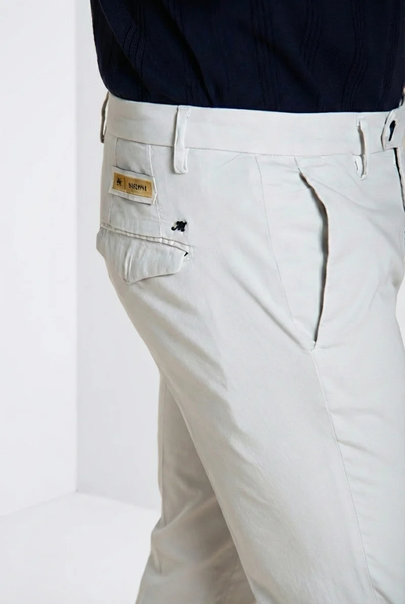 Torino City pantalon chino homme en satin de coton et soie slim fit