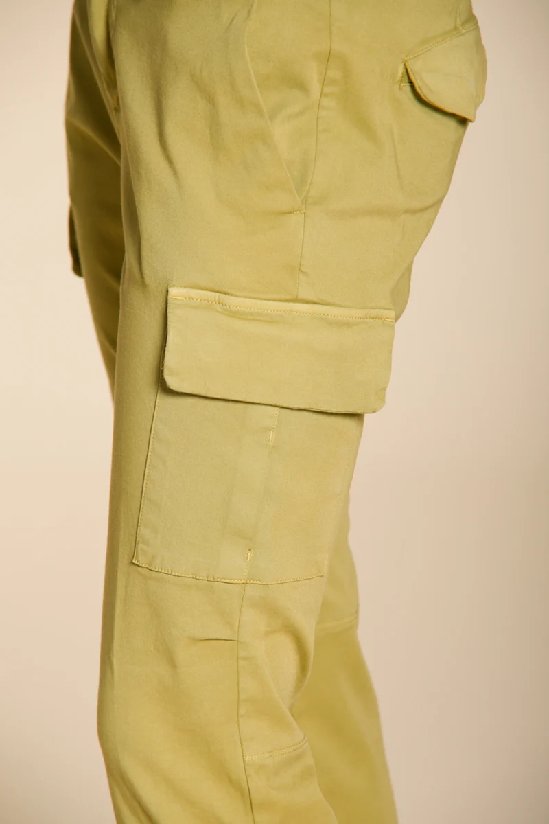 Chile City pantalon cargo femme en gabardine stretch slim fit
