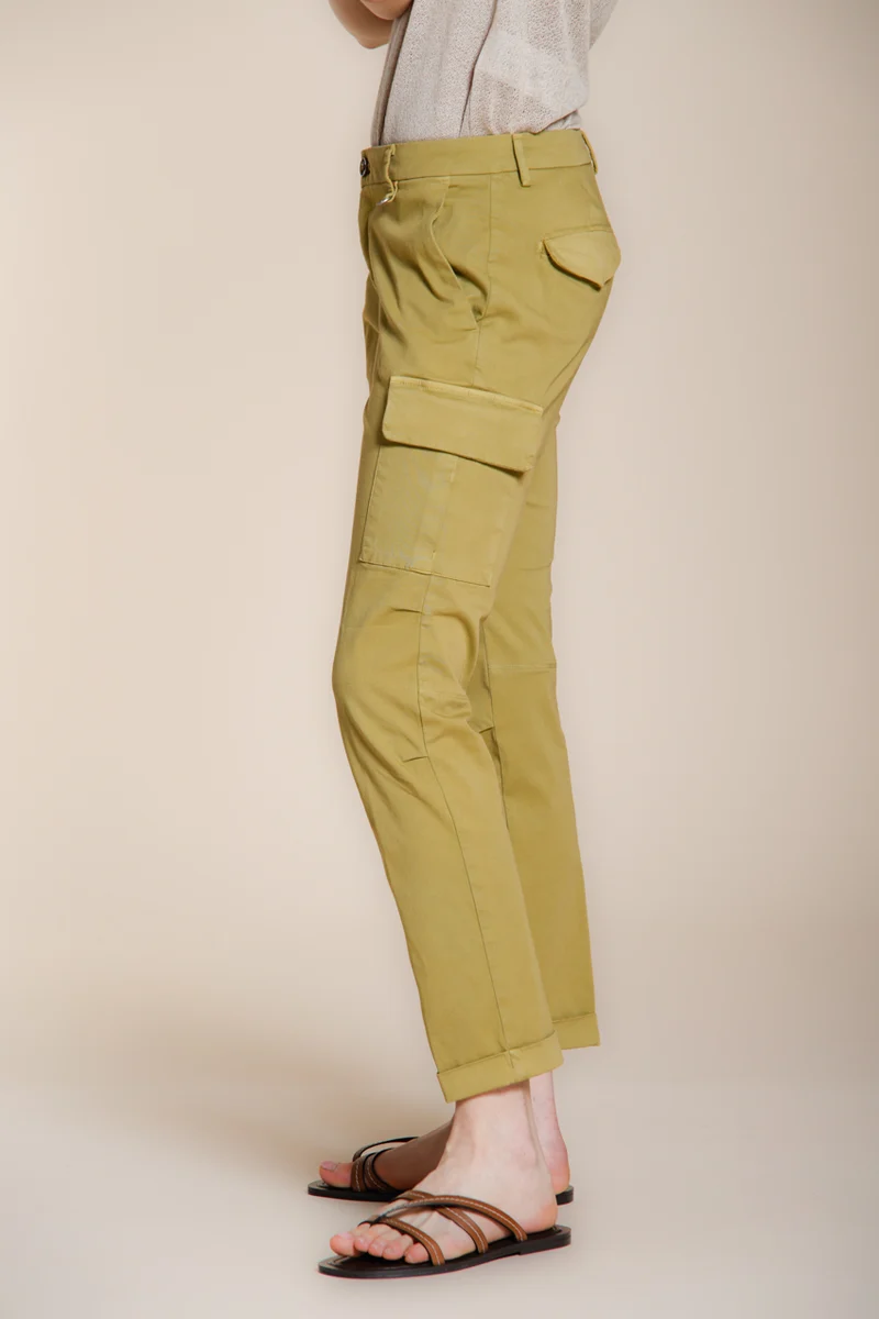 Chile City pantalon cargo femme en gabardine stretch slim fit