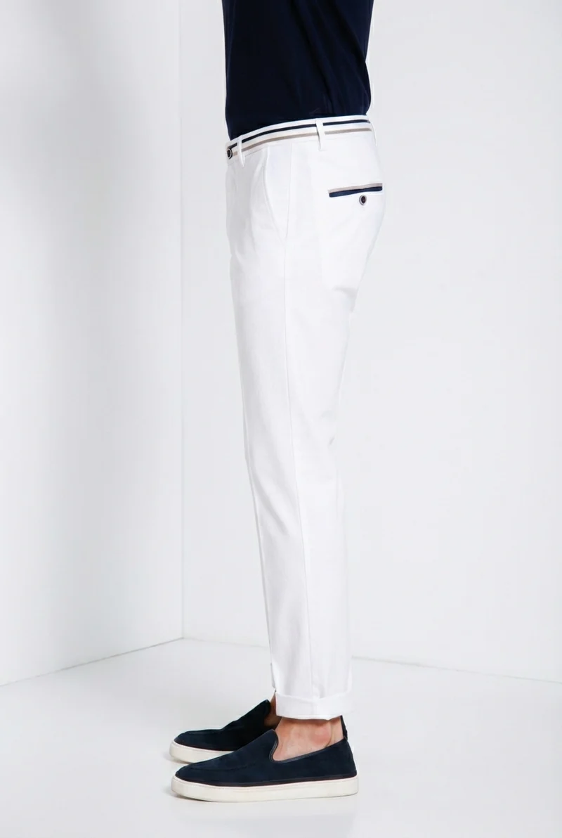 Torino Summer pantalon chino homme en twill de coton et lyocell slim fit