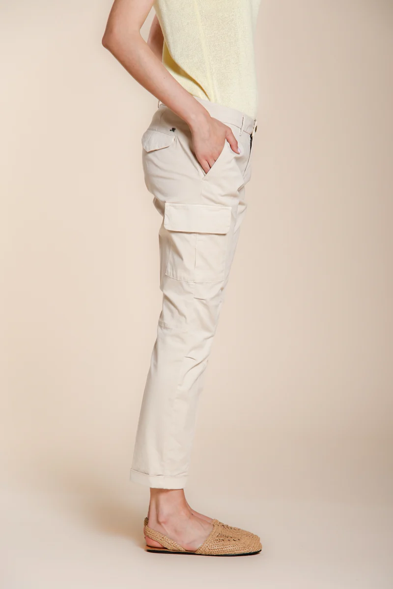 Chile City pantalon cargo femme en gabardine stretch slim fit