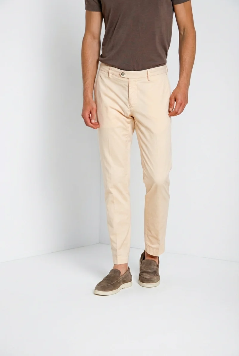 New York pantalon chino homme en gabardine stretch regular fit ①