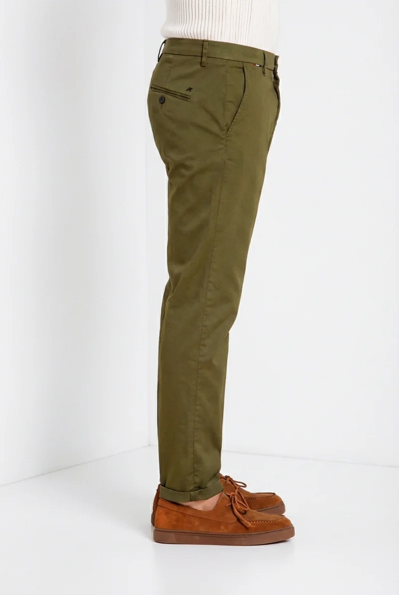 Osaka pantalon chino homme en tricotine fine de coton et lyocell carrot fit