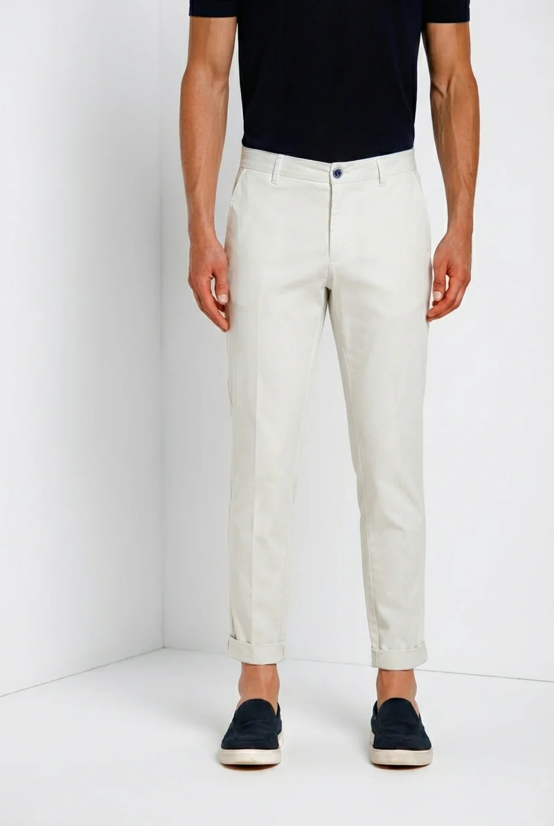 Milano pantalon chino homme en gabardine stretch extra slim fit ①