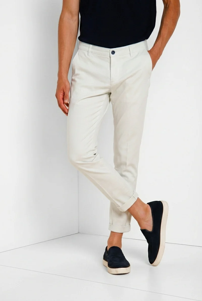 Milano pantalon chino homme en gabardine stretch extra slim fit ①