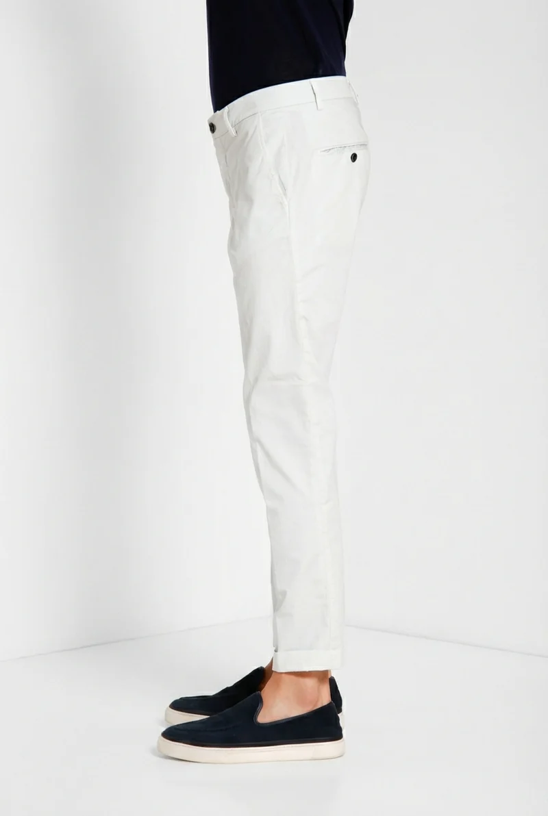 Milano pantalon chino homme en gabardine stretch extra slim fit ①