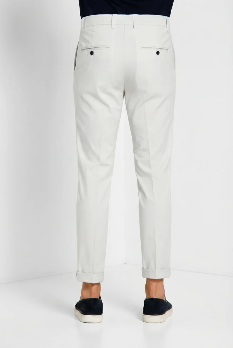 Milano pantalon chino homme en gabardine stretch extra slim fit ①
