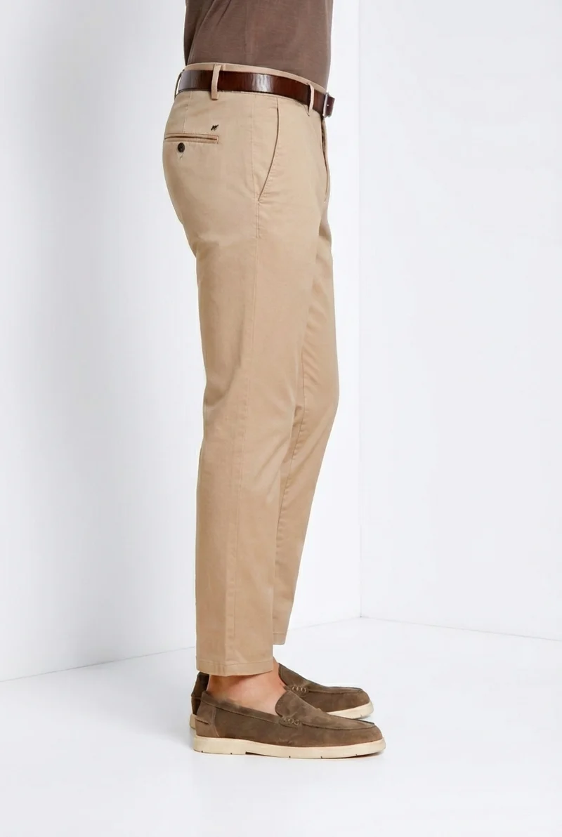 Milano pantalon chino homme en gabardine stretch extra slim fit ①