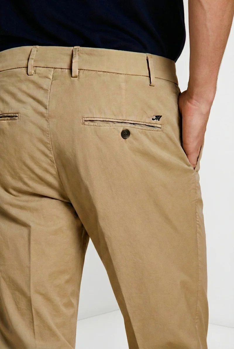 Milano pantalon chino homme en gabardine stretch extra slim fit ①